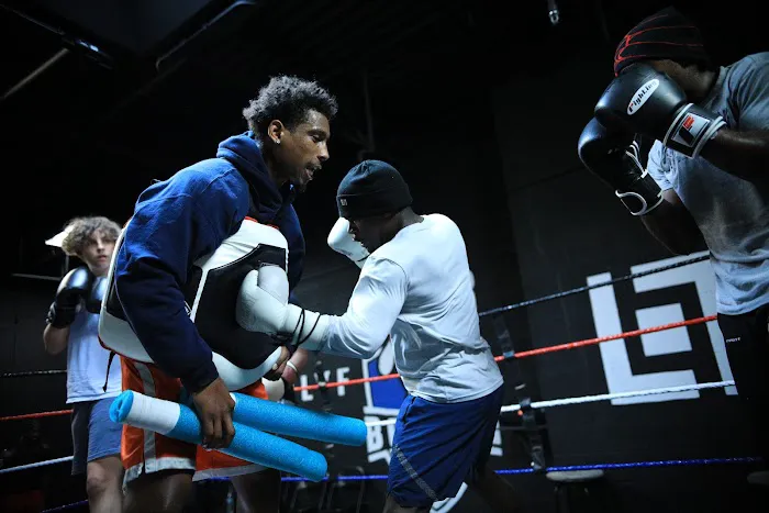 Billion Dollar Boxing Picture 9