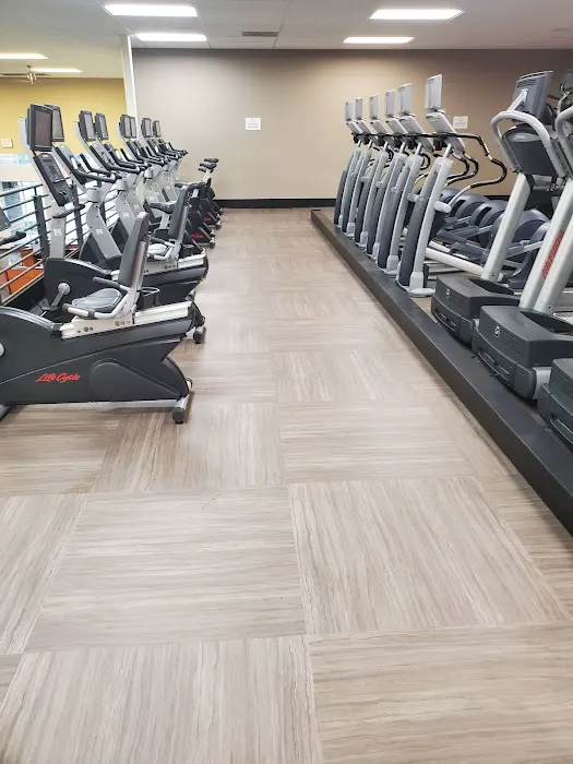 LA Fitness Picture 7