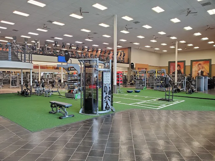 LA Fitness Picture 8