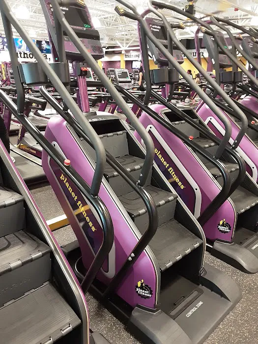 Planet Fitness Picture 2