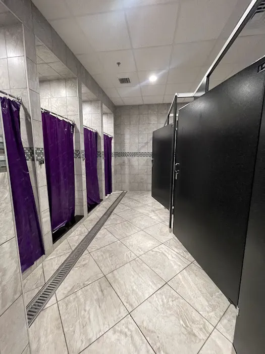 Planet Fitness Picture 9