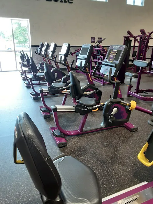 Planet Fitness Picture 5