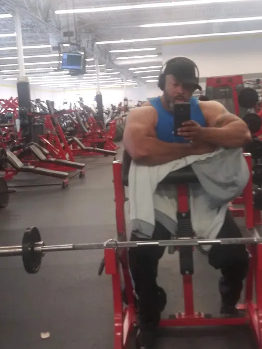 Edgy Girl Fitness Studio Picture 2