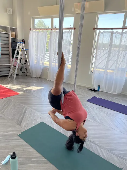 Serenbe Yoga + Bodyworks Picture 5