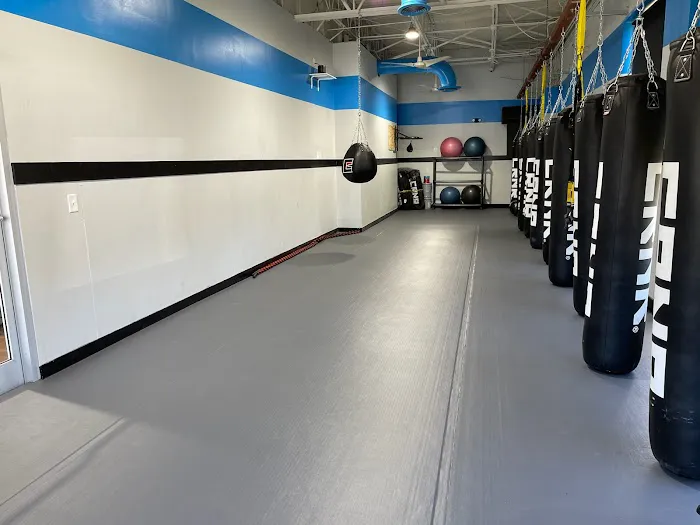 ATL FITNESS 24/7 Lilburn Five Forks Picture 4