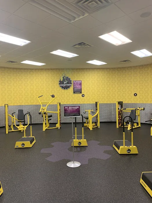 Planet Fitness Picture 4