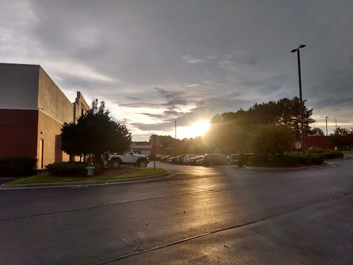 Planet Fitness Picture 9