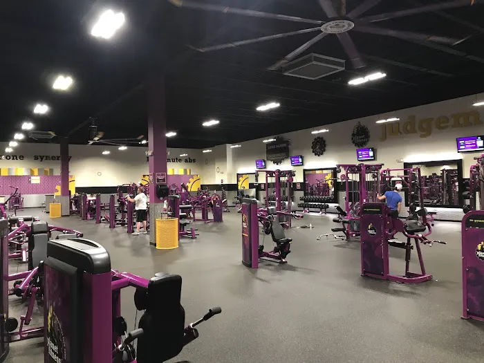 Planet Fitness Picture 1