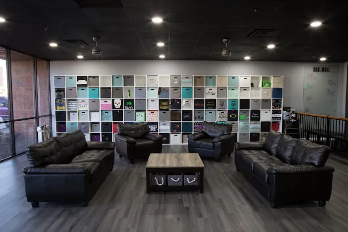 STRONGSIDE Woodstock Picture 6