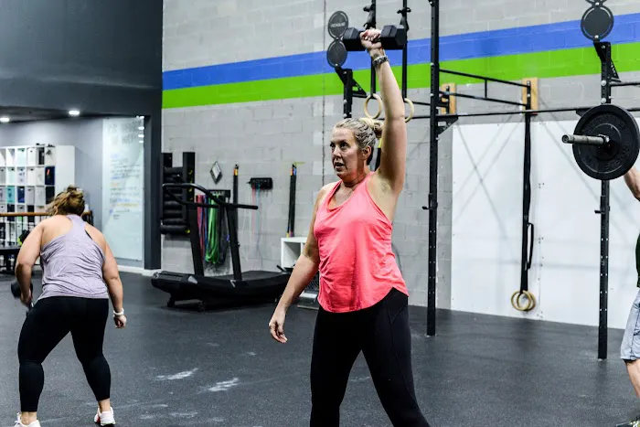 STRONGSIDE Woodstock Picture 9