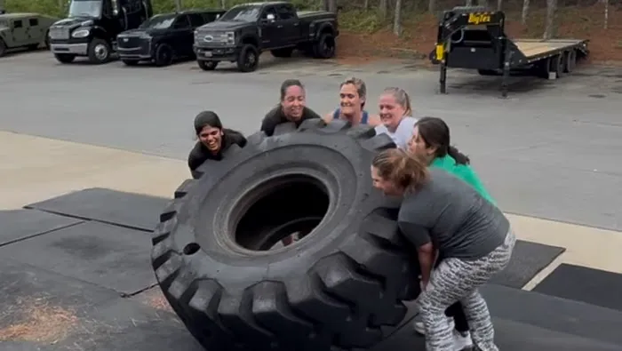 CrossFit Garage Picture 5
