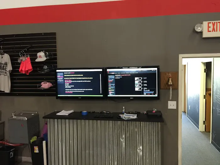 CrossFit Garage Picture 2