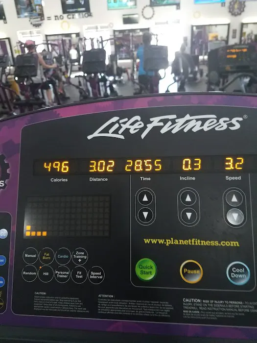 Planet Fitness Picture 4