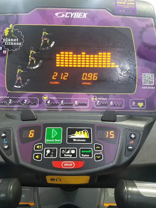 Planet Fitness Picture 7