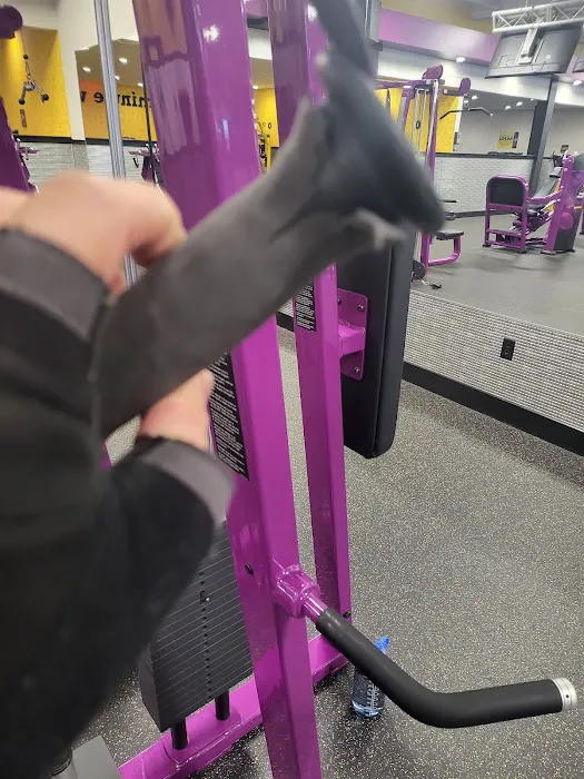 Planet Fitness Picture 1