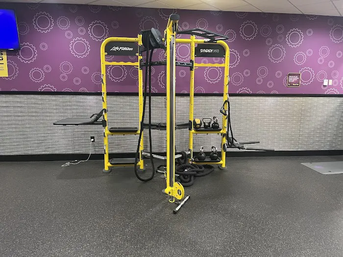 Planet Fitness Picture 10