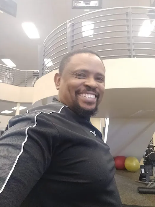 LA Fitness Picture 2