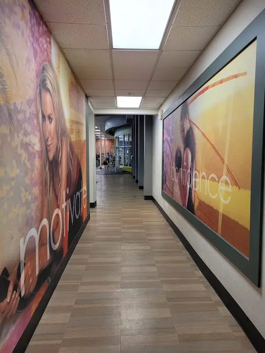 LA Fitness Picture 6