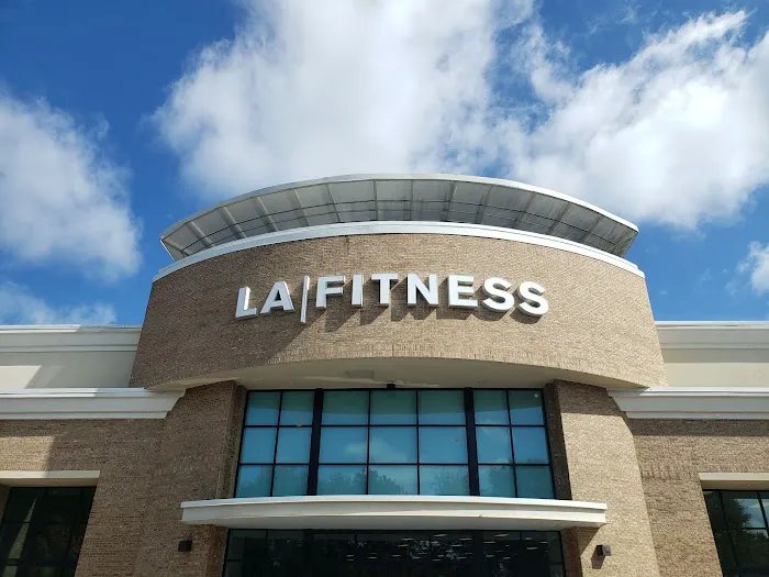LA Fitness Picture 8