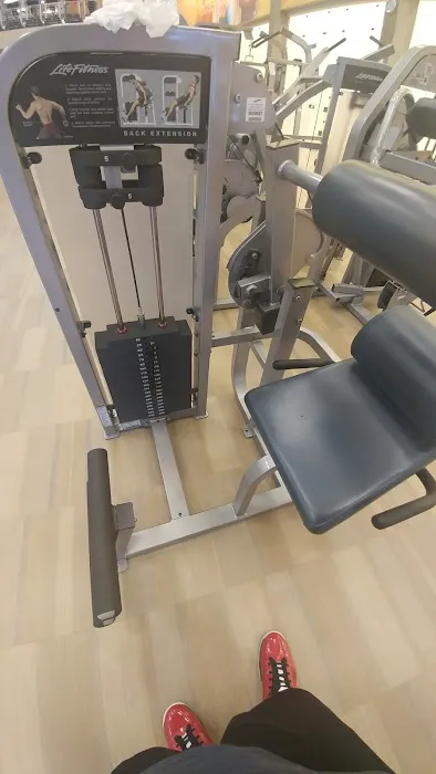 LA Fitness Picture 9