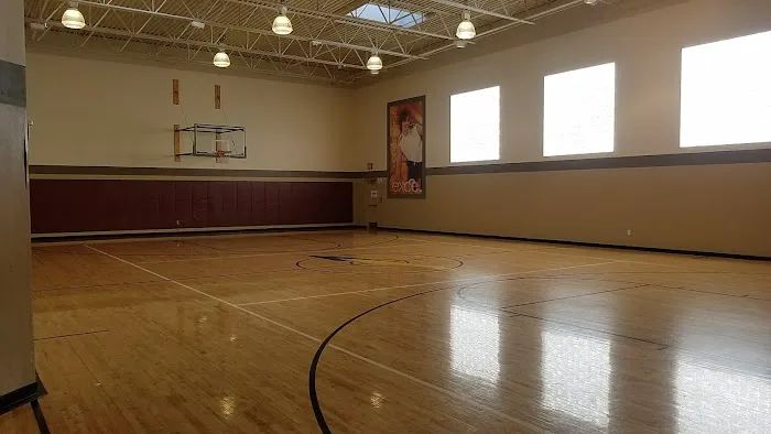 LA Fitness Picture 6