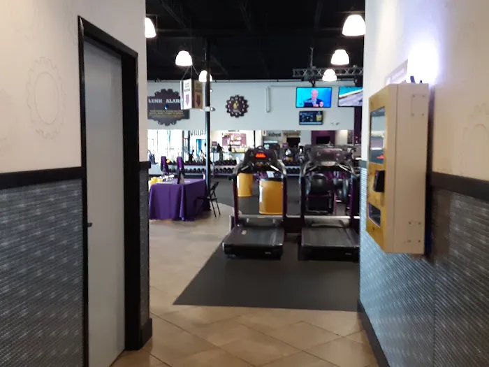 Planet Fitness Picture 1