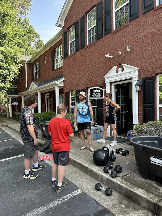 Hustle House Health & Wellness Picture 10