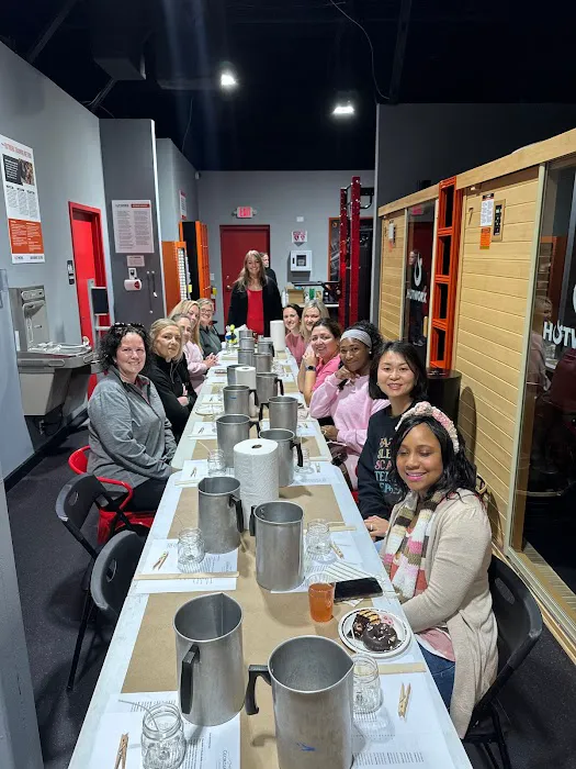 HOTWORX - Woodstock, GA - Towne Lake Picture 8