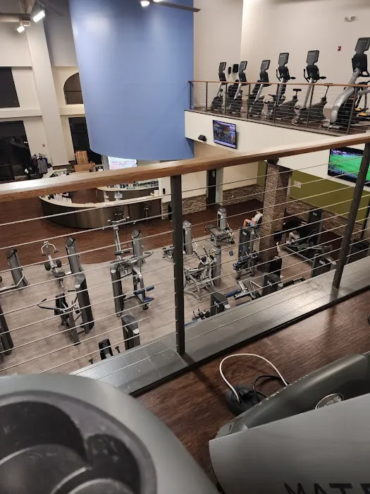 Onelife Fitness Lexington Picture 10