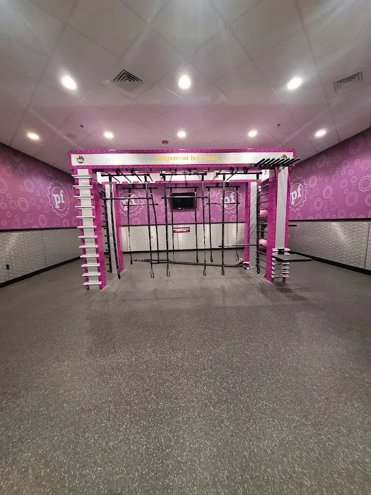 Planet Fitness Picture 10