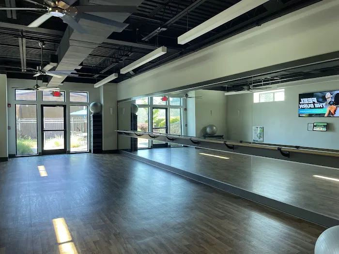 The Sports Club at Braelinn Picture 5