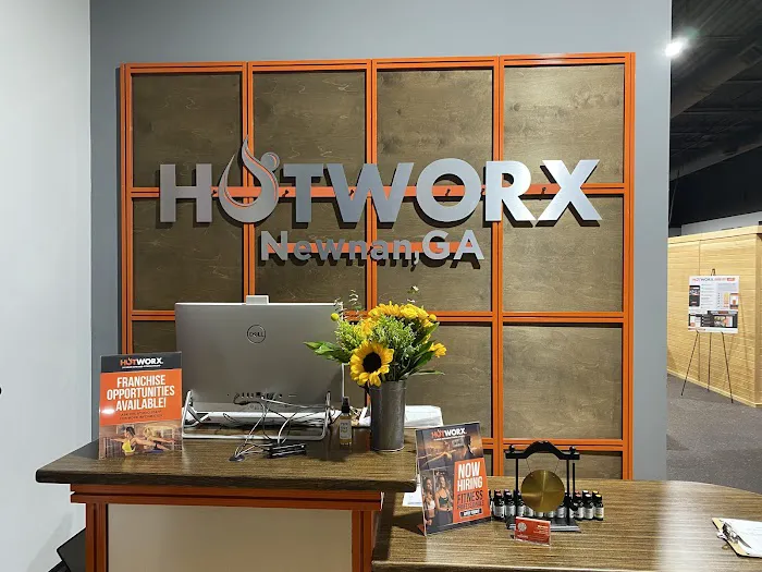 HOTWORX - Newnan GA - Bullsboro Dr Picture 7