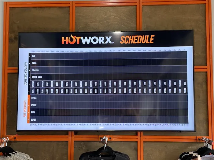HOTWORX - Newnan GA - Bullsboro Dr Picture 10