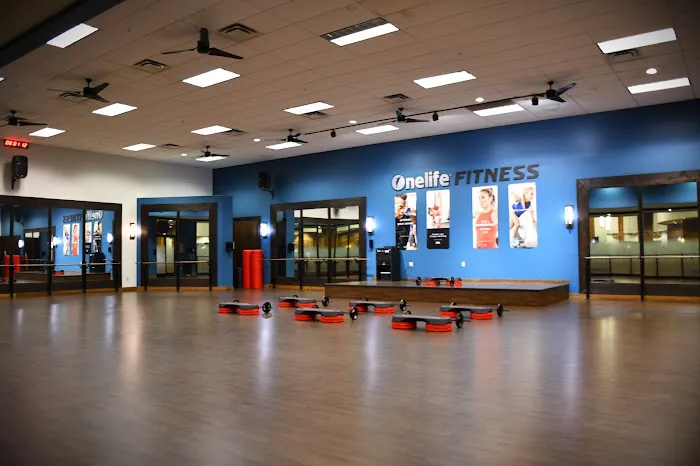 Onelife Fitness - Newnan Sports Club Gym Picture 6