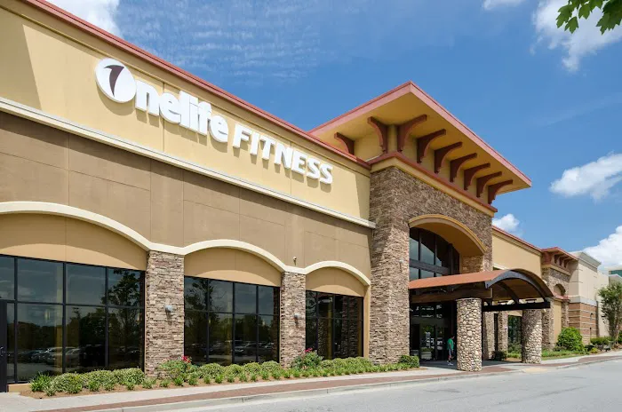 Onelife Fitness - Newnan Sports Club Gym Picture 2