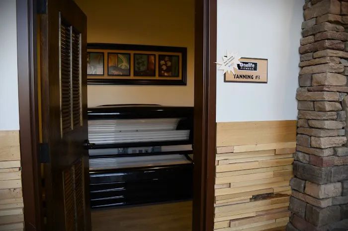 Onelife Fitness - Newnan Sports Club Gym Picture 5