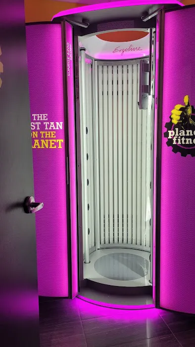 Planet Fitness Picture 9