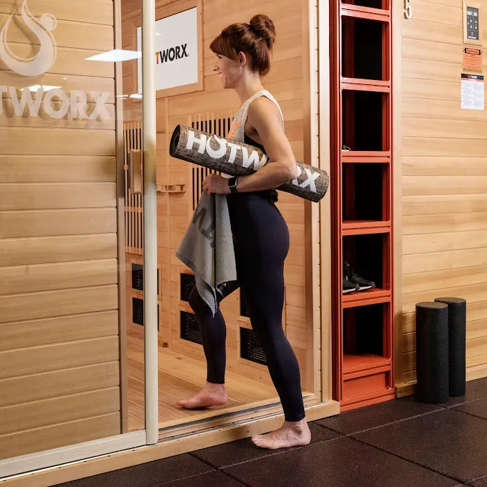 HOTWORX - Cartersville, GA Picture 10