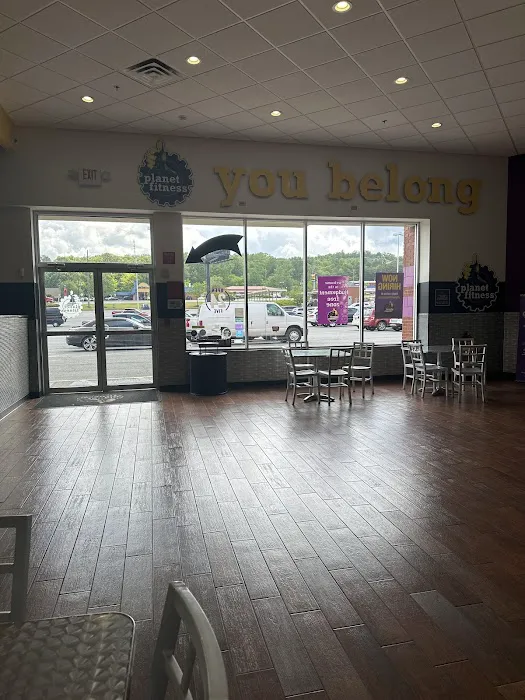 Planet Fitness Picture 8
