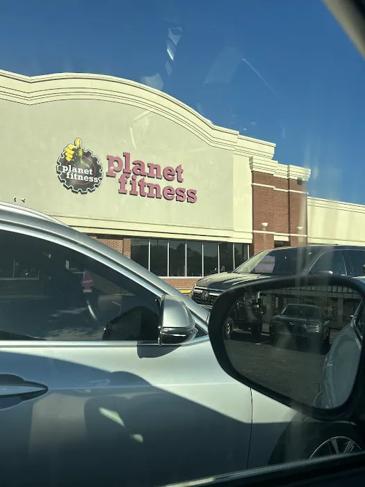 Planet Fitness Picture 3