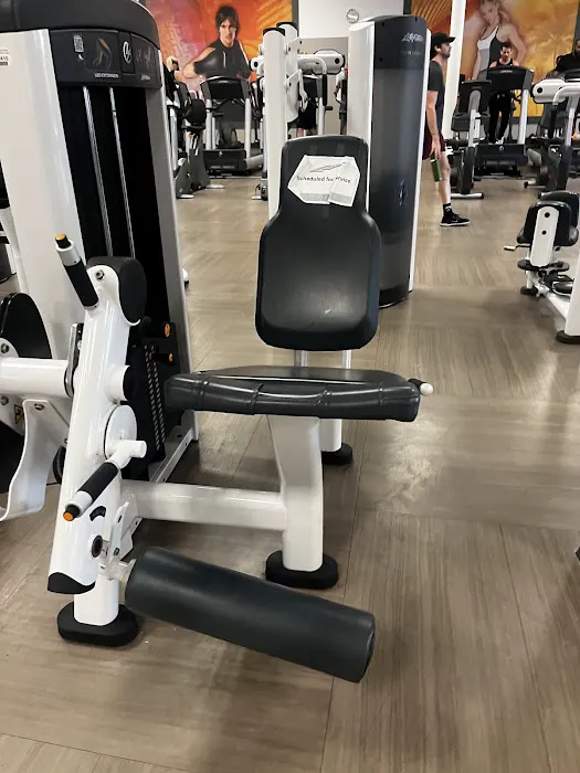 LA Fitness Picture 5