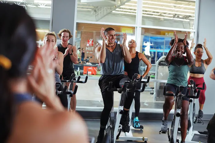 LA Fitness Picture 7