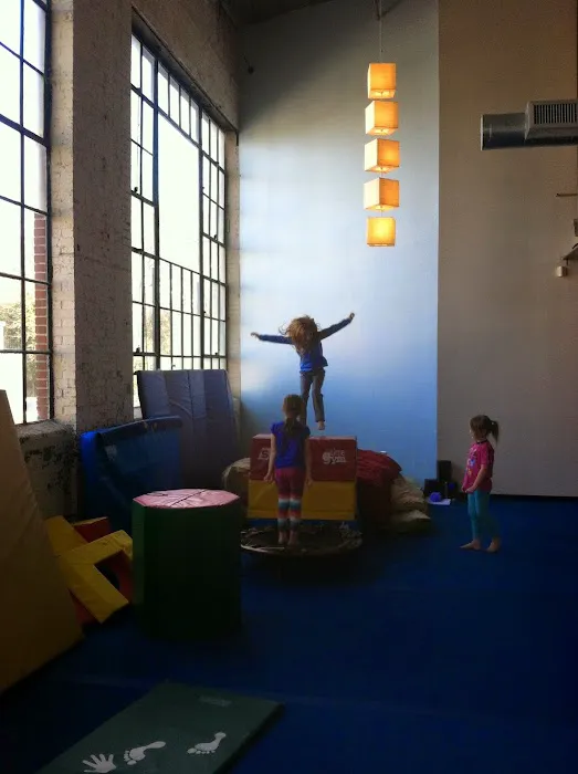 Intown Tumbling and Yoga for Kids Picture 4