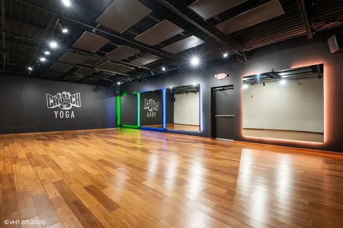 Crunch Fitness - Johns Creek Picture 8