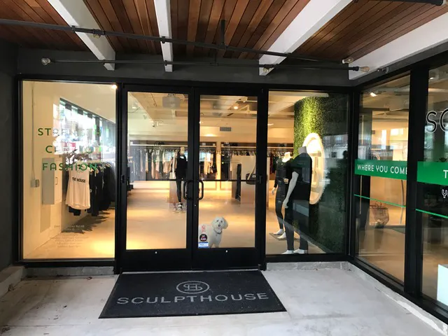 SculptHouse Buckhead Picture 2