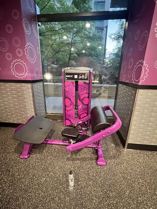 Planet Fitness Picture 8