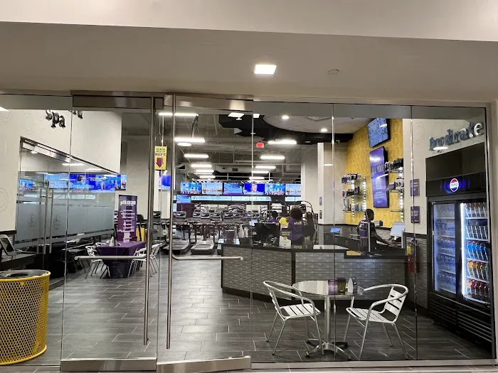 Planet Fitness Picture 3
