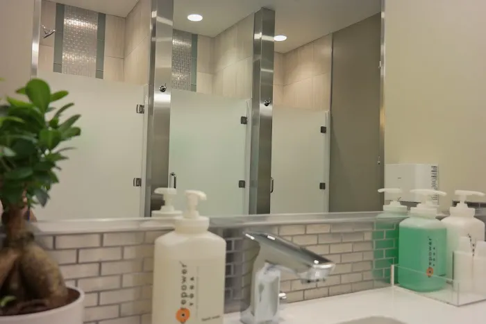 CorePower Yoga - Buckhead Picture 3