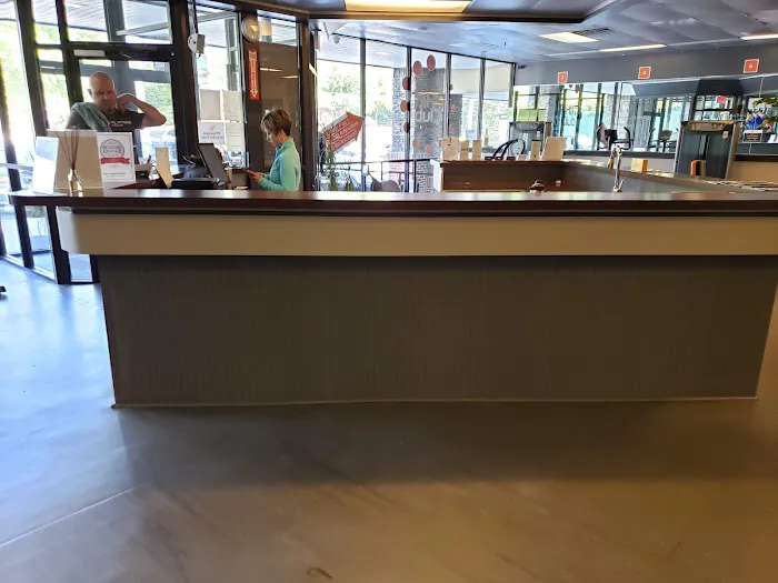 R2 Total Fitness 24/7 Picture 8