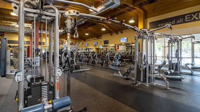 24 Hour Fitness Picture 5